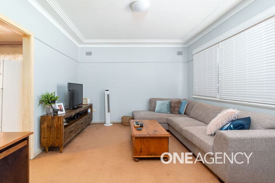 408 LAKE ALBERT Road, Kooringal, Kooringal - Thumbnail 2
