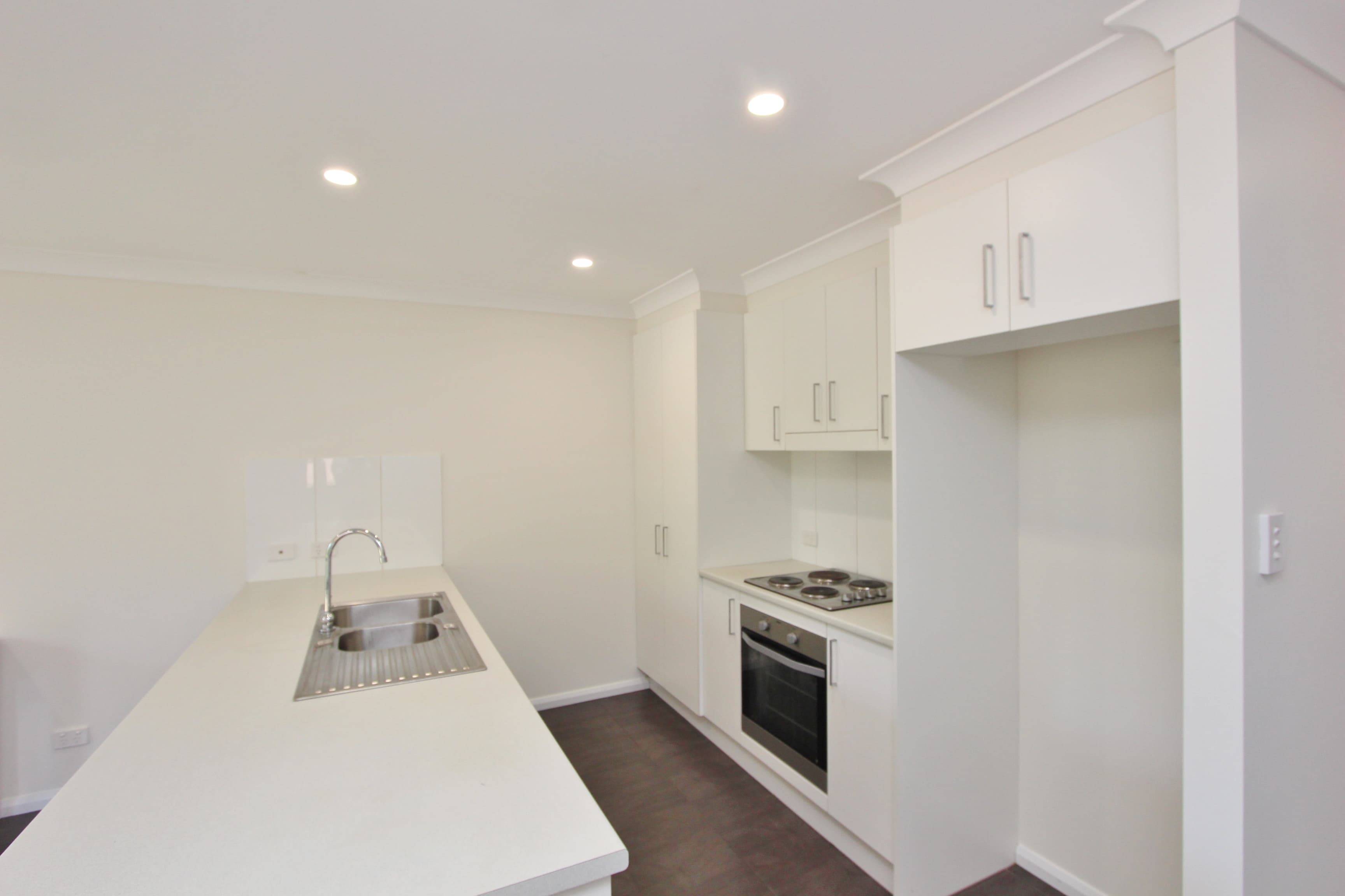 64 Cleone Drive, Kendall, Kendall - Thumbnail 3