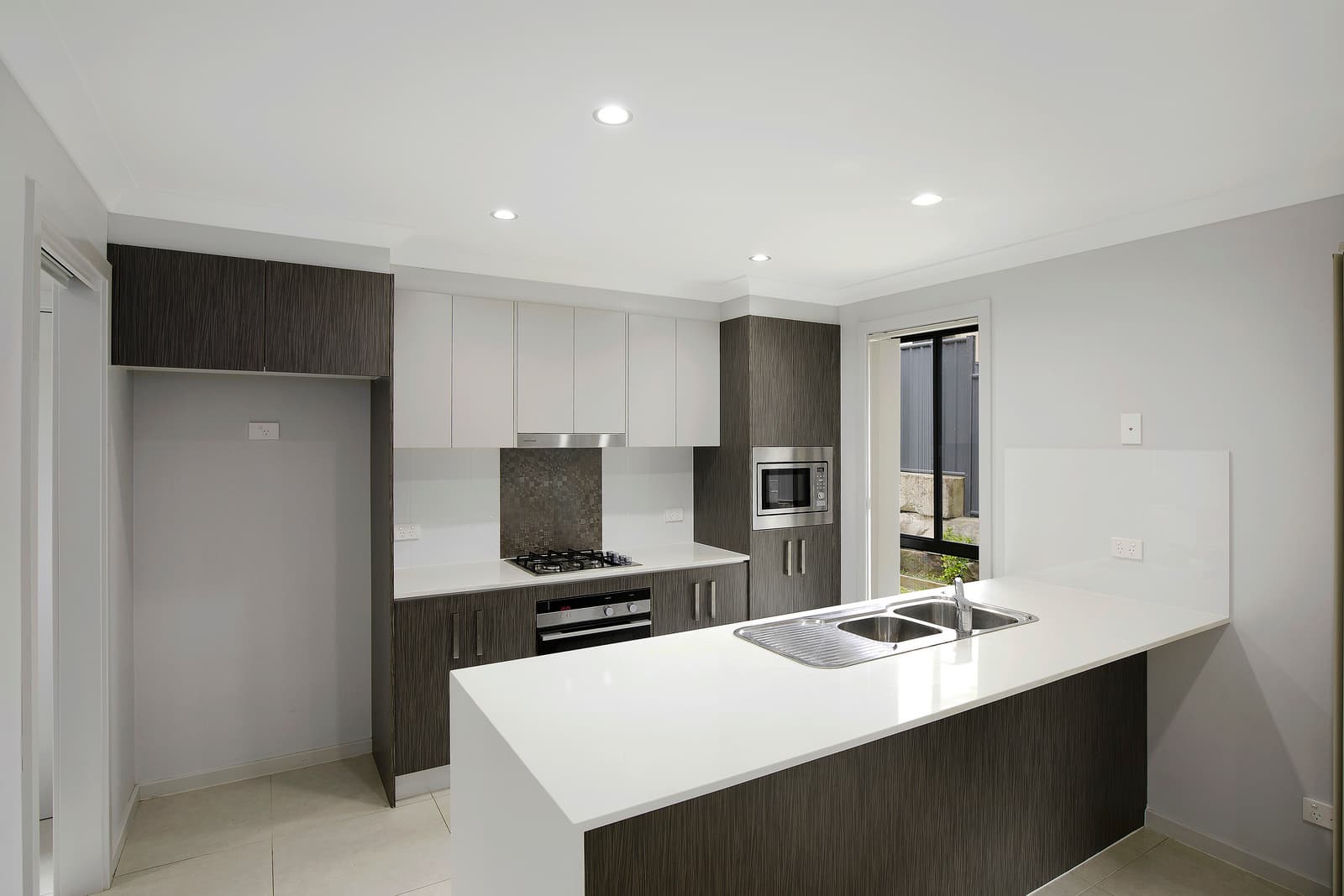 10/8 Fielder Street, West Gosford, West Gosford - Thumbnail 3