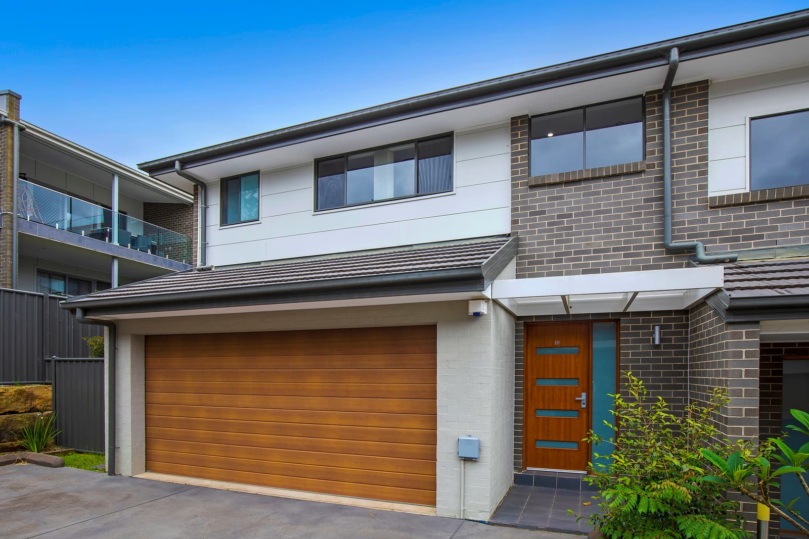 10/8 Fielder Street, West Gosford, West Gosford - Image 1
