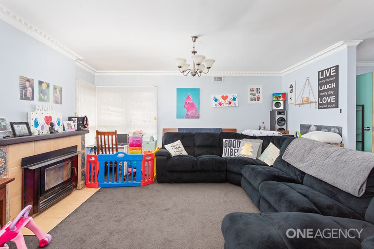 22 Belton Street, Acton, Acton - Thumbnail 3