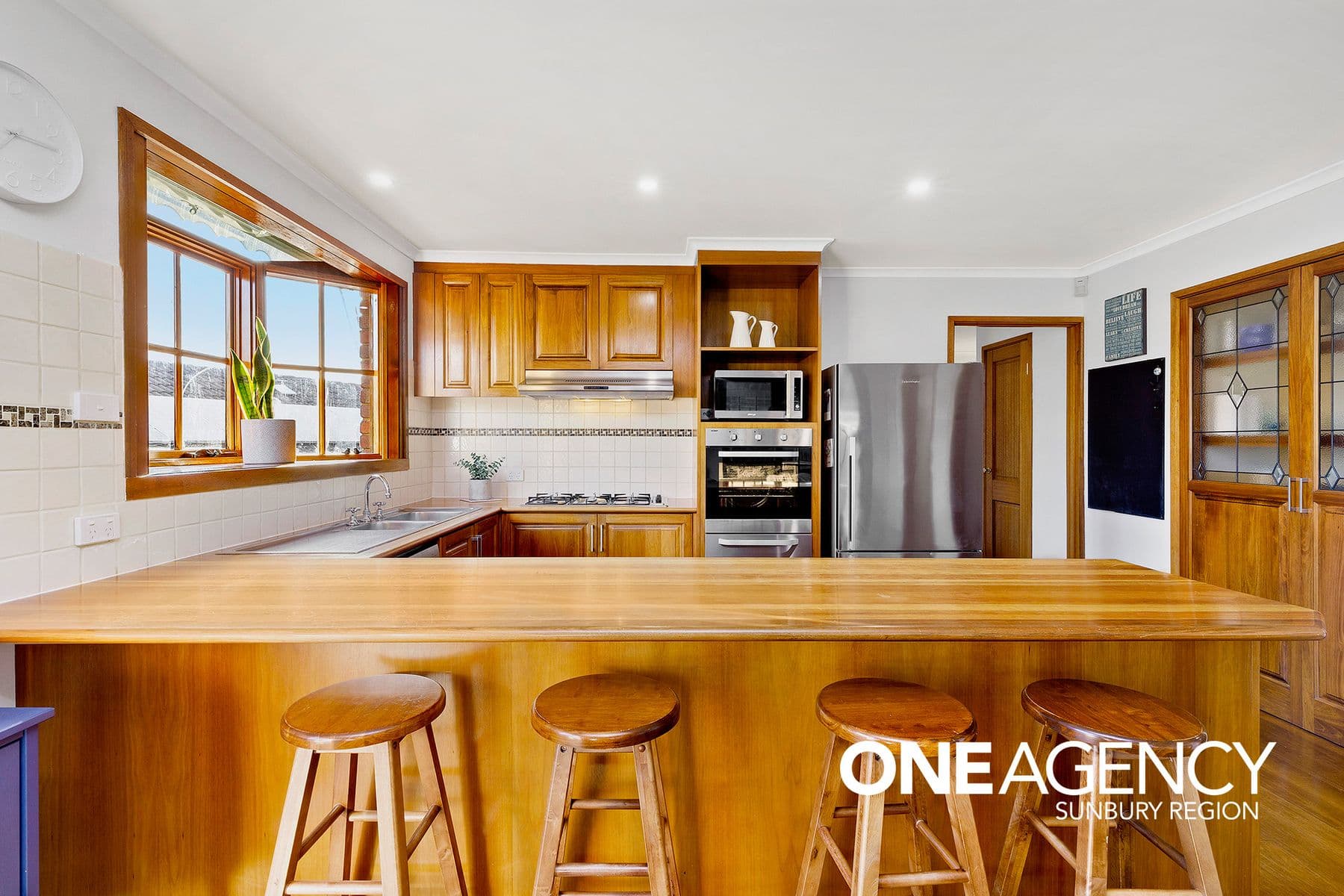 14 Bruce Court, Sunbury, Sunbury - Thumbnail 4