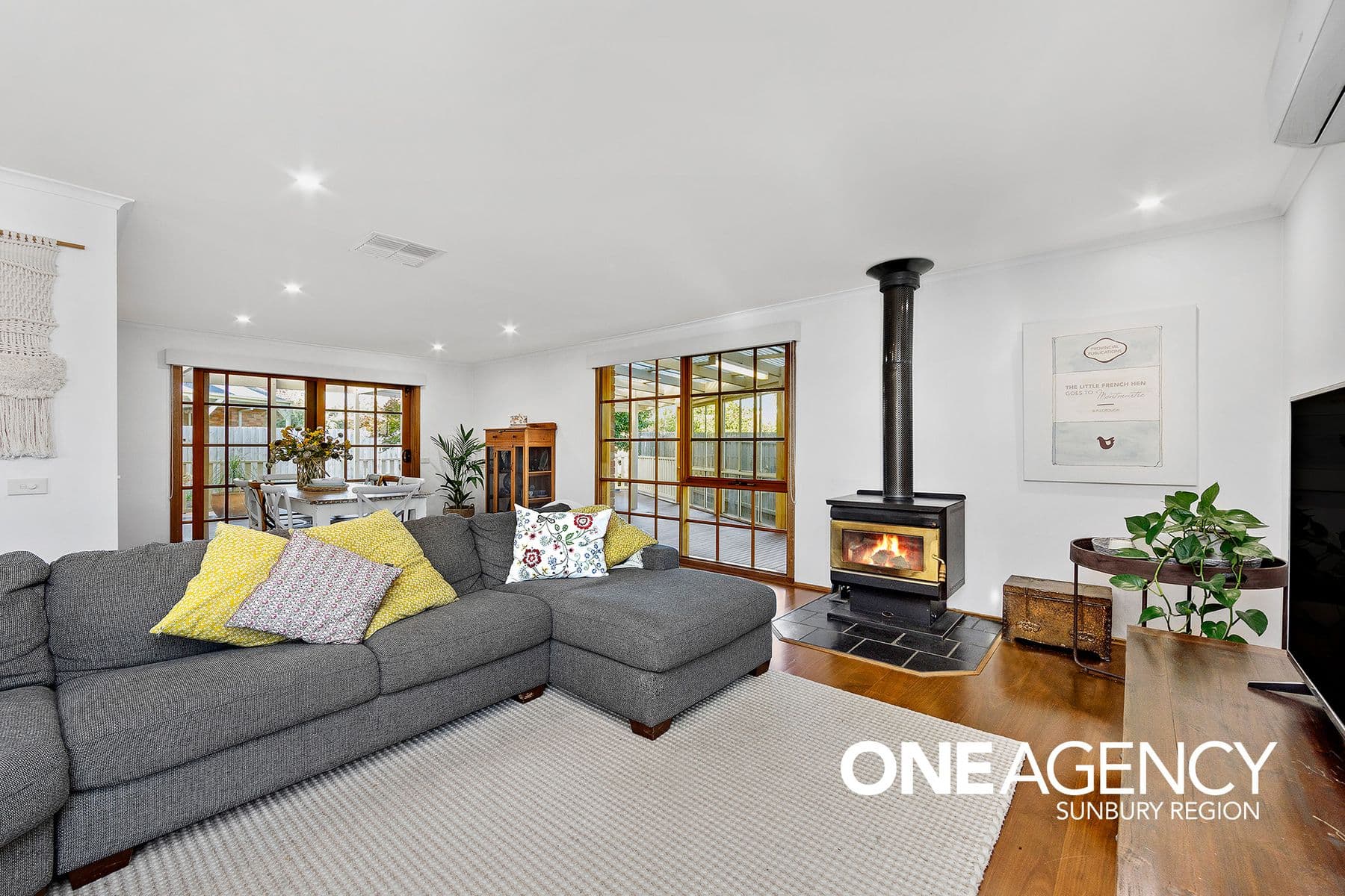 14 Bruce Court, Sunbury, Sunbury - Thumbnail 7