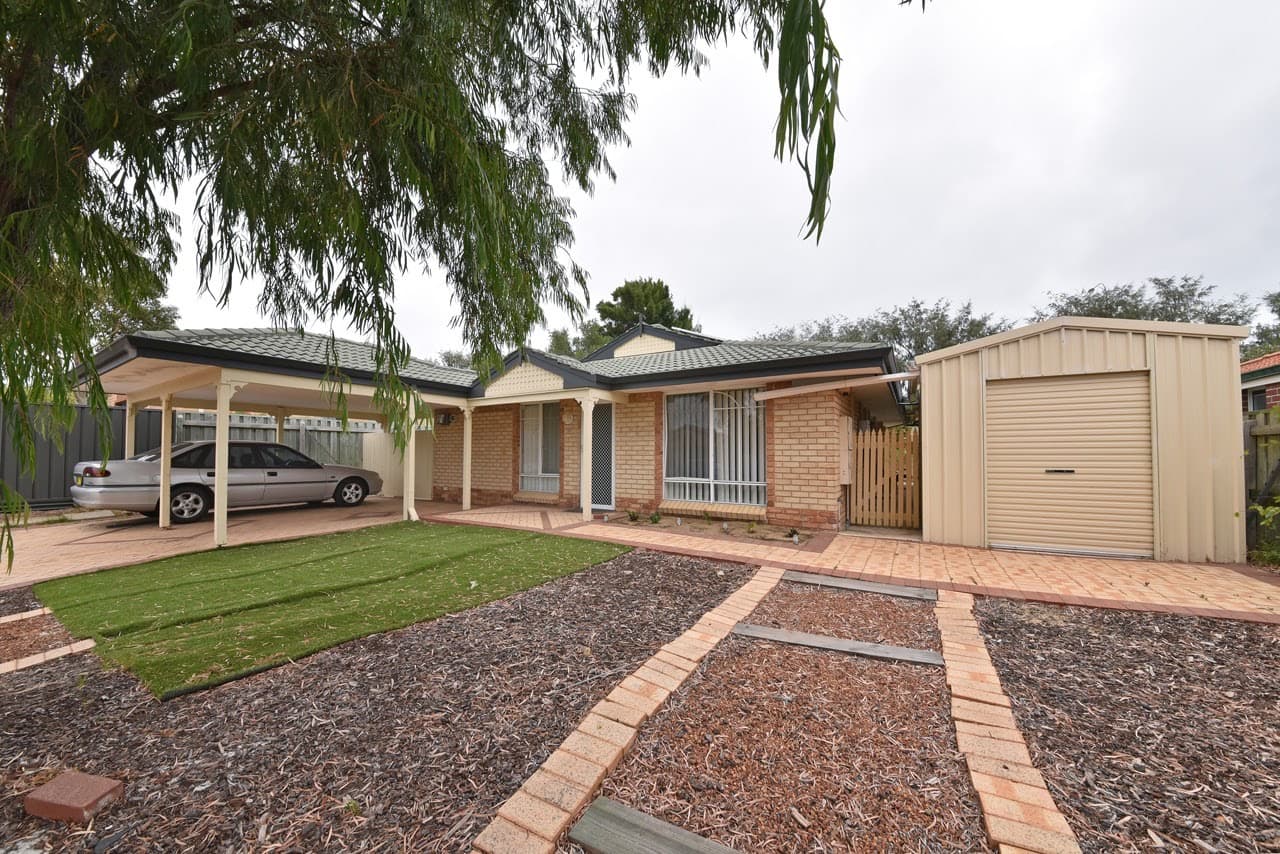 16 Sandow Green, Clarkson, Clarkson - Image 1