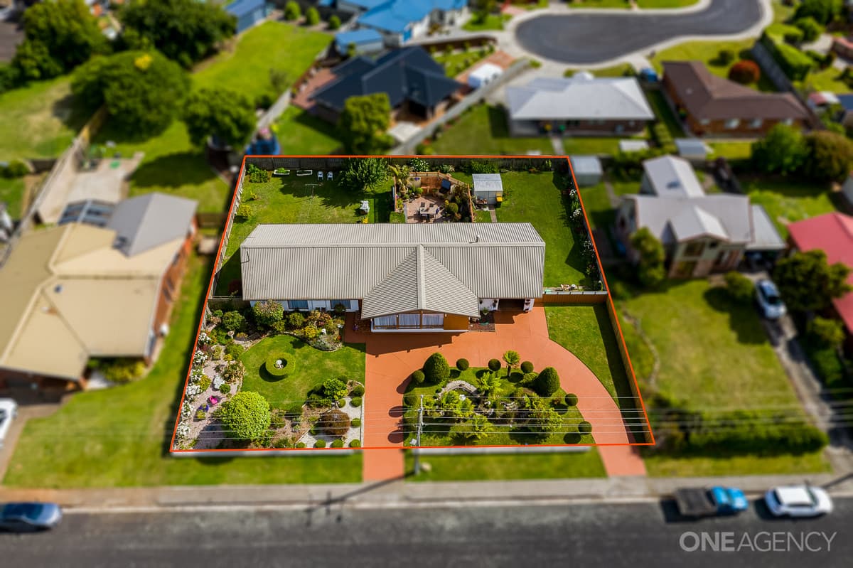 11 Epsom Road, Penguin, Penguin - Image 1