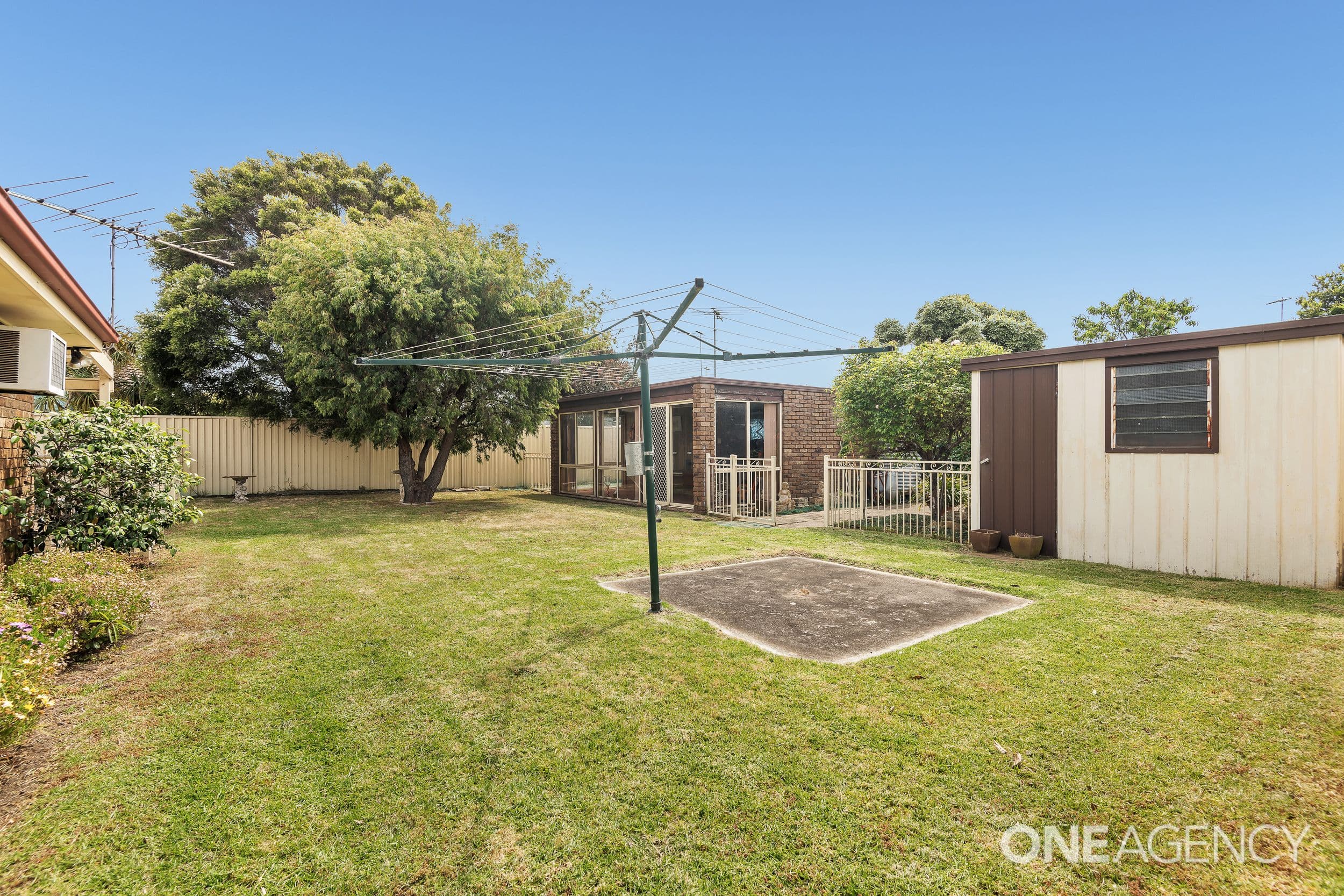 23 Melva Cresecent, Whittington, Whittington - Thumbnail 7
