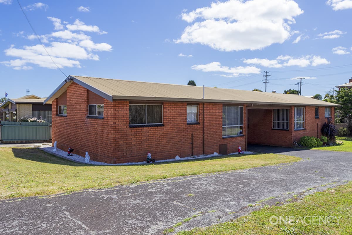 1/9 Turnbull Avenue, Upper Burnie, Upper Burnie - Thumbnail 2