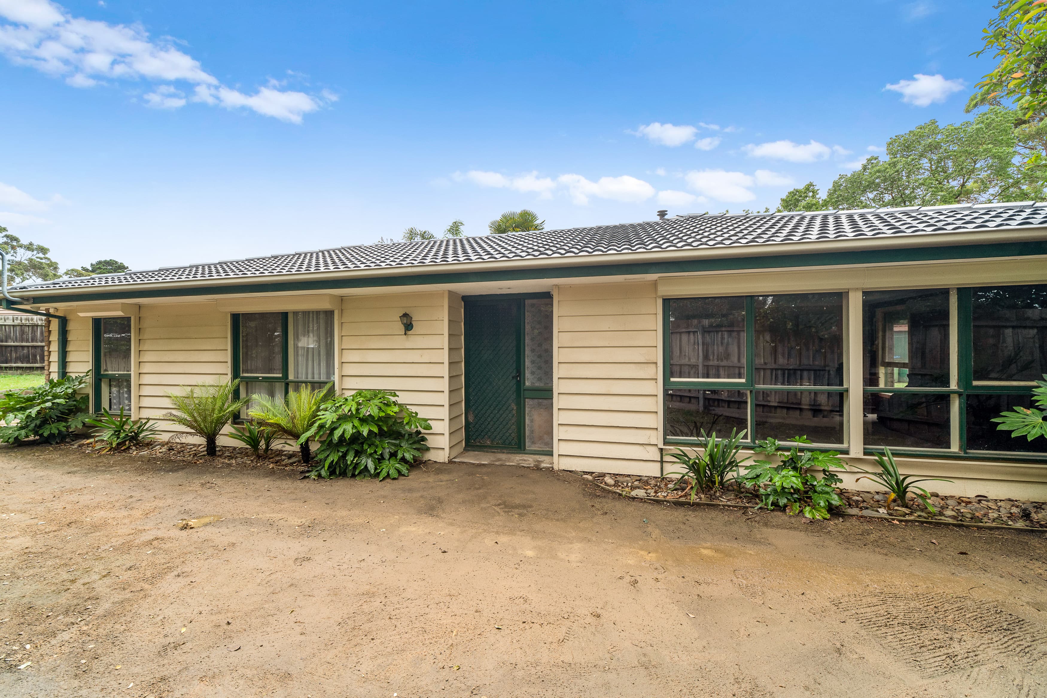 4 Park Lane, Somerville, Guildford - Thumbnail 2