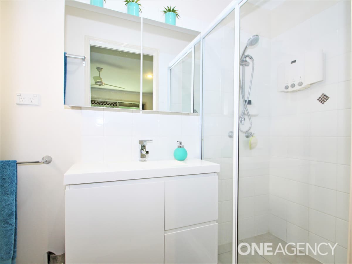 18 Joselyn Drive, Point Vernon, Point Vernon - Thumbnail 6