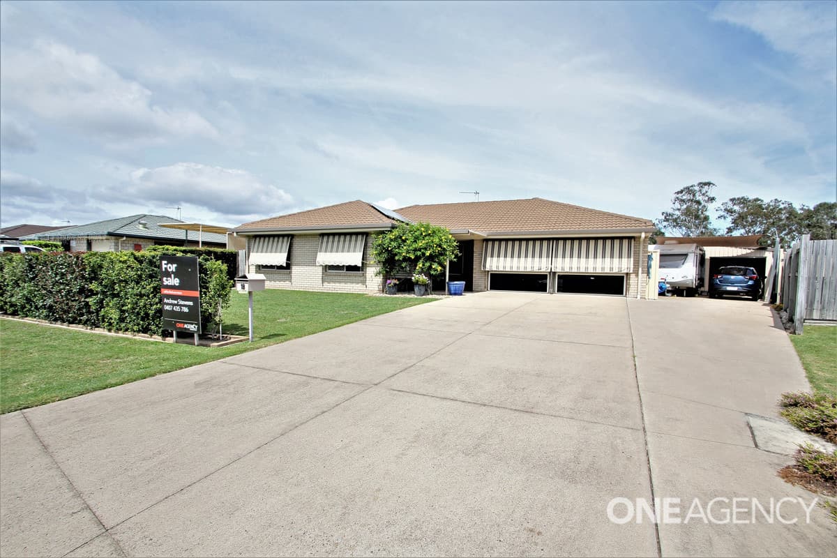 18 Joselyn Drive, Point Vernon, Point Vernon - Image 1