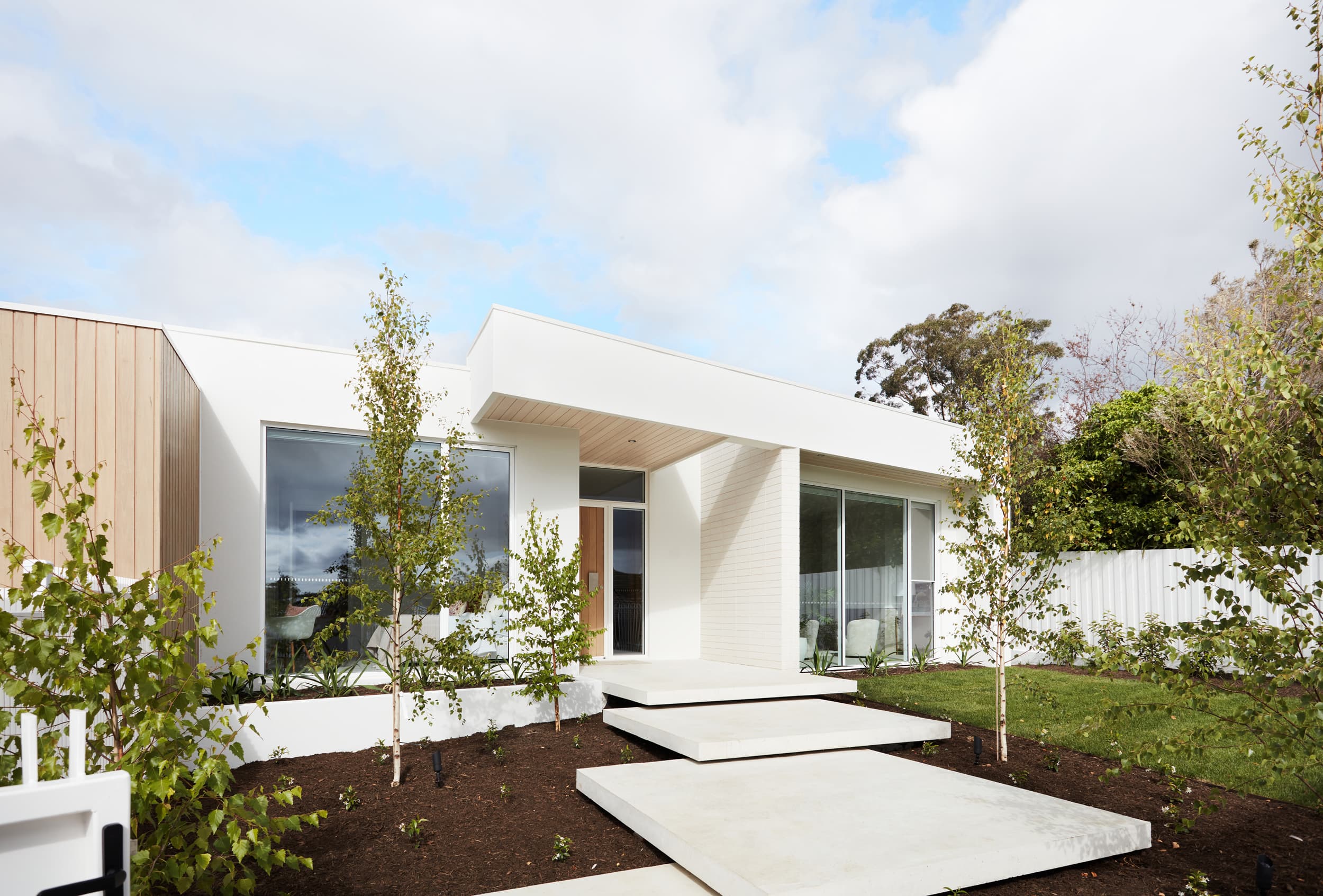 77 Wimborne Avenue, Mount Eliza, Mount Eliza - Image 1