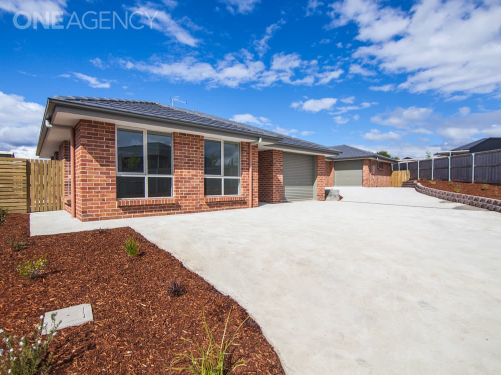 2/100 Mount Stuart Drive, Newnham, Newnham - Thumbnail 5