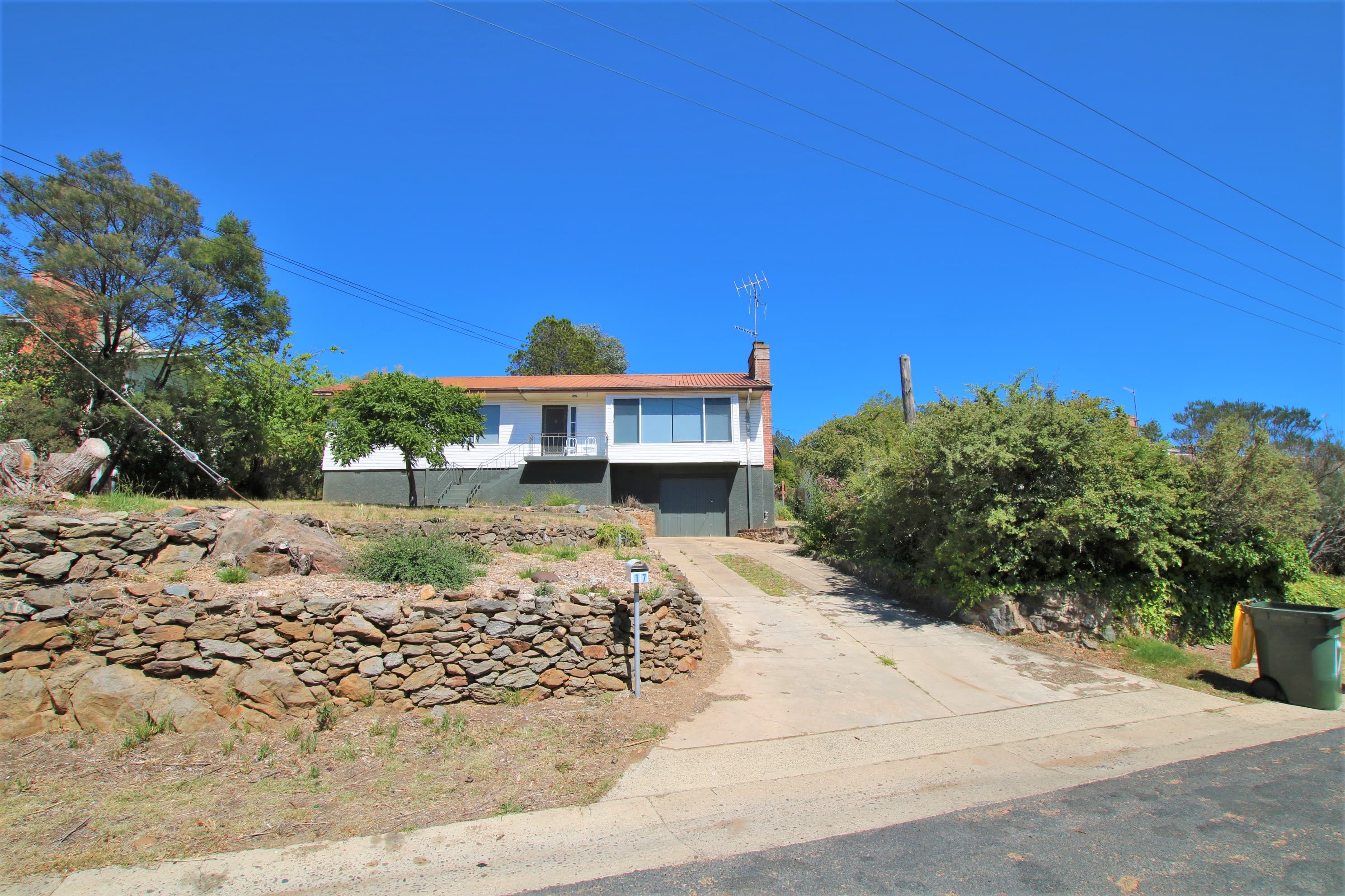 17 Nimby Place, Cooma, Cooma - Image 1