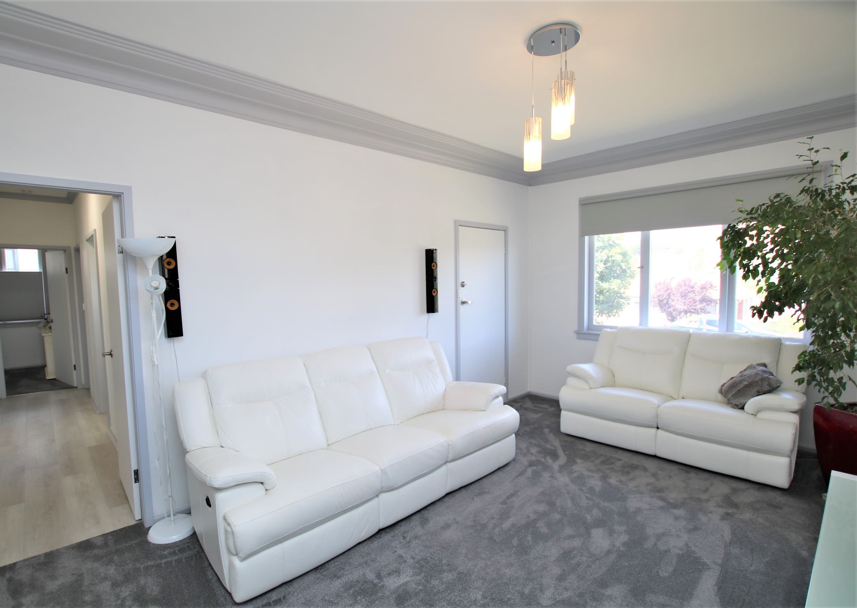 11 Neuss Avenue, Cooma, Cooma - Thumbnail 5