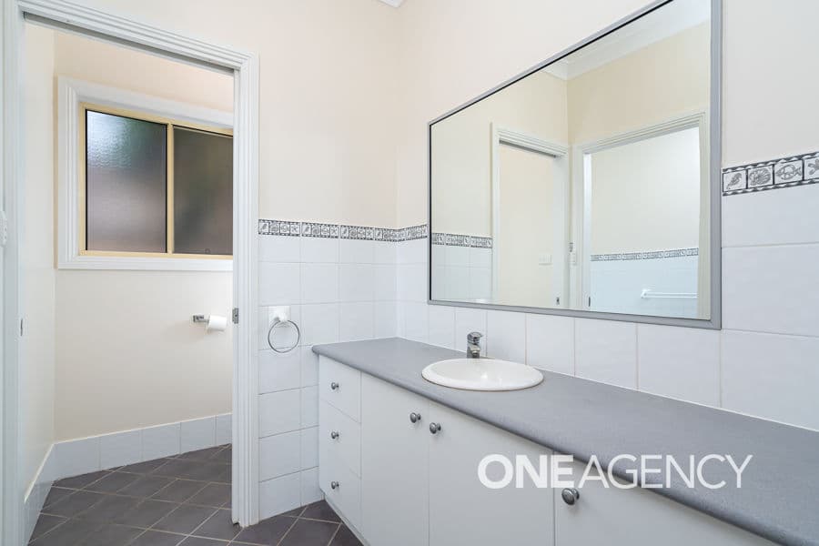 46 KIMBERLEY Drive, Tatton, Tatton - Thumbnail 3