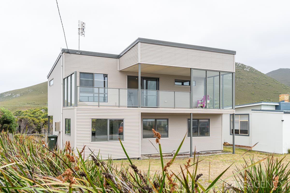 9 Gull Street, Rocky Cape, Rocky Cape - Thumbnail 2