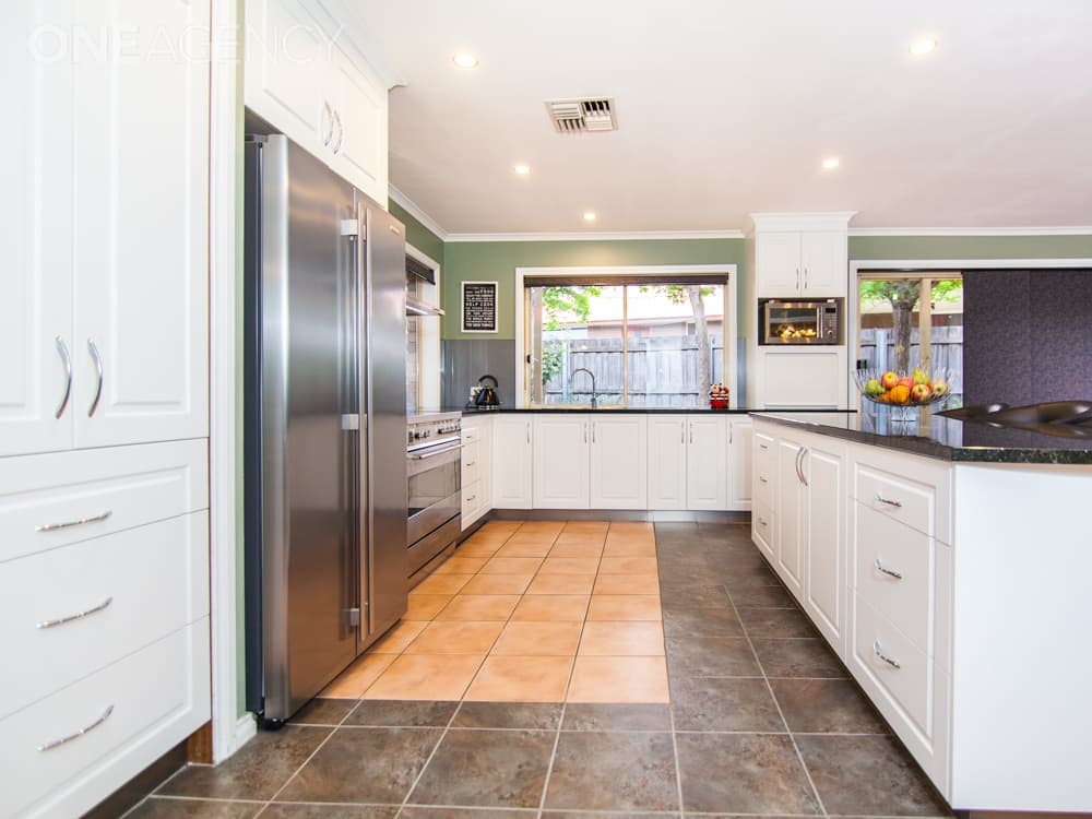 8 Village Court, St Leonards, St Leonards - Thumbnail 3