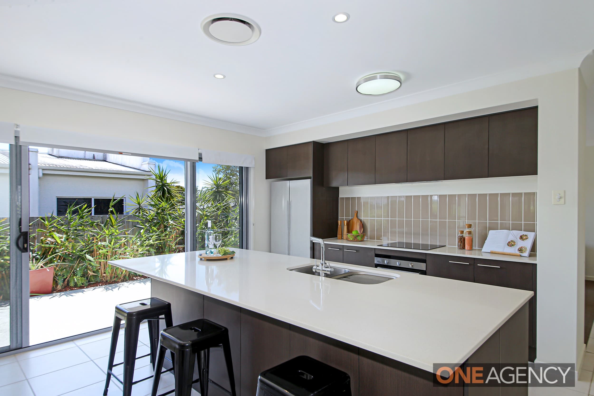 15 Ellis Place, Mountain Creek, Mountain Creek - Thumbnail 4