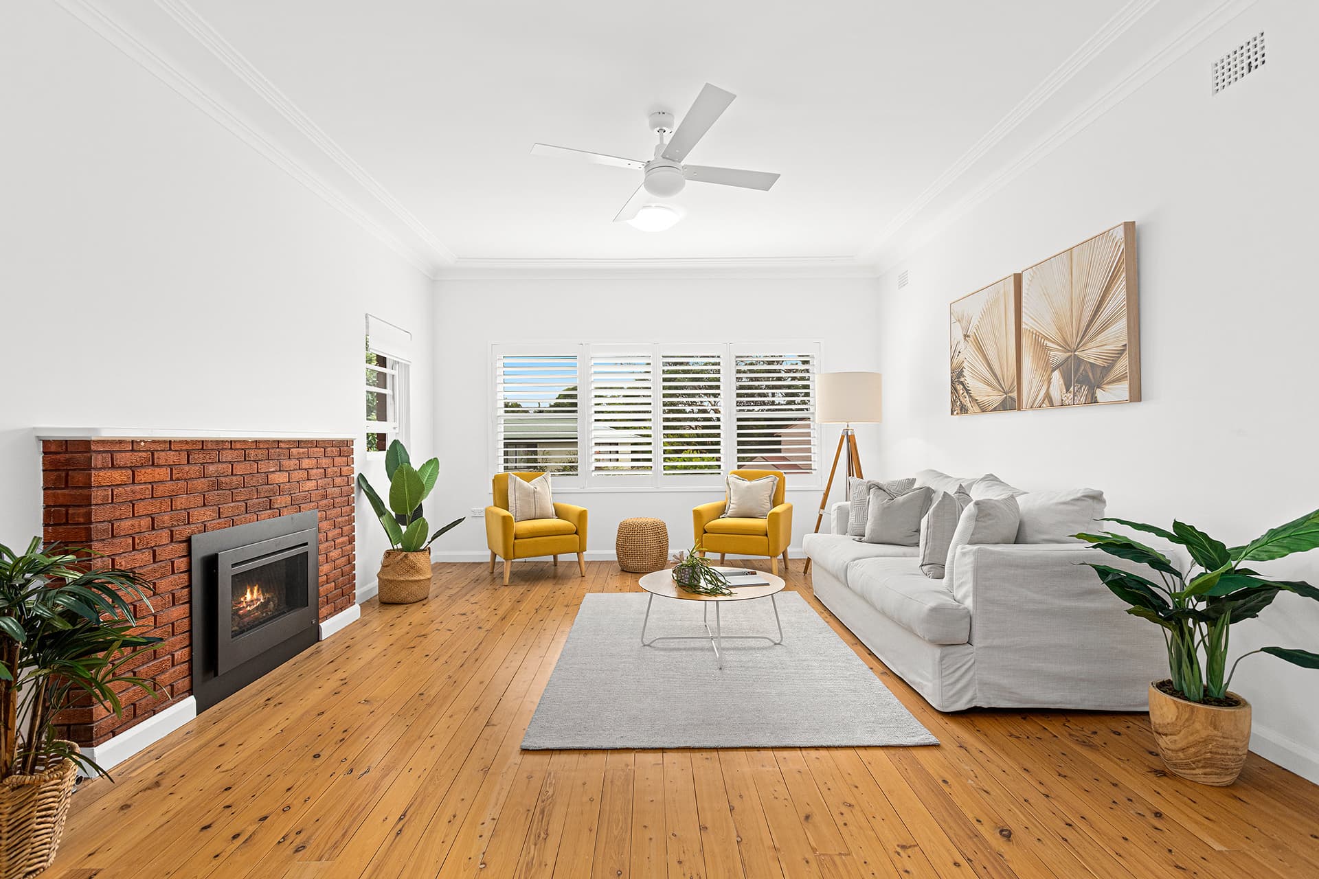 6 Cresting Avenue, Corrimal, Corrimal - Image 1