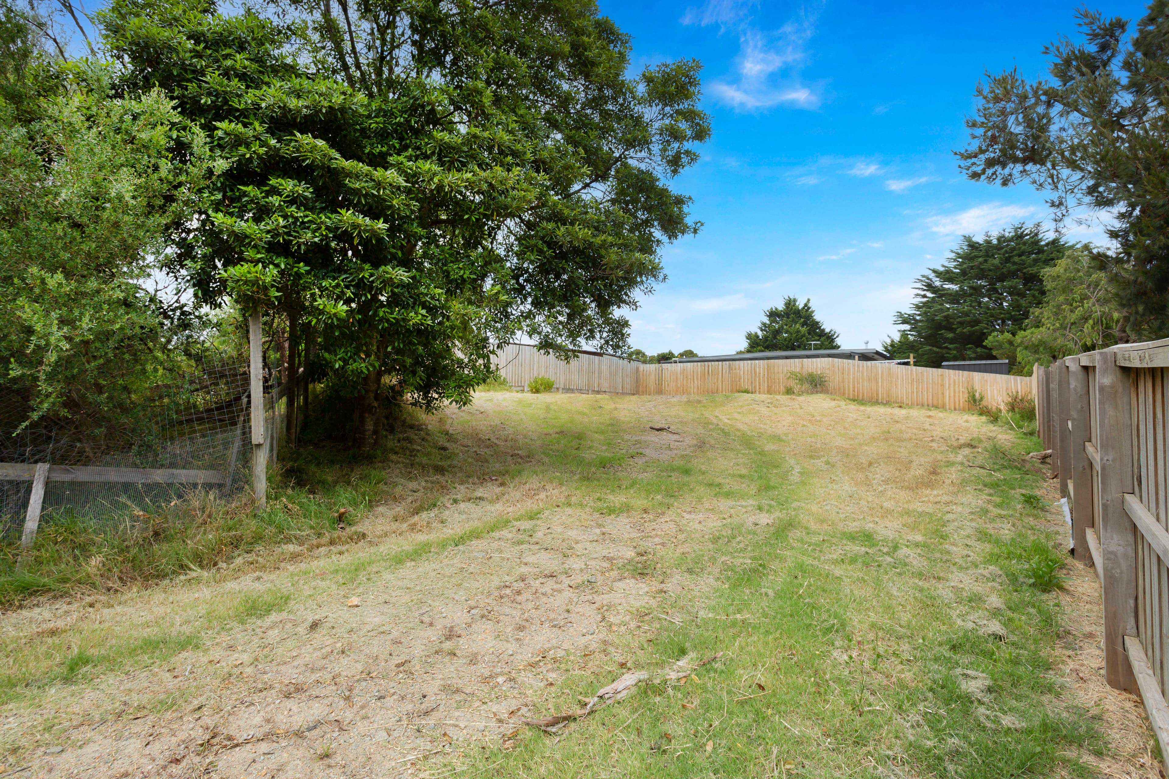 42 Bayview Avenue, Rosebud, Rosebud - Thumbnail 3