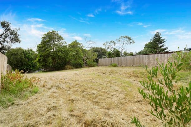 42 Bayview Avenue, Rosebud, Rosebud - Thumbnail 7