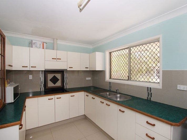 42 Elizabeth Crescent, Goodna, Goodna - Thumbnail 2