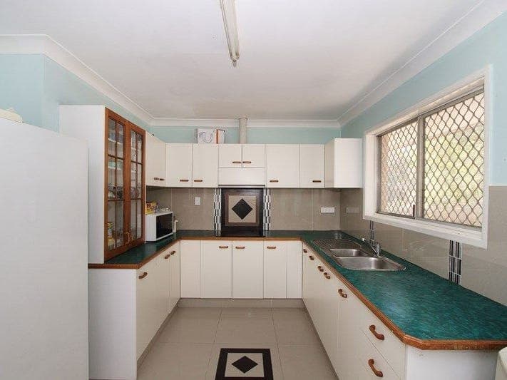 42 Elizabeth Crescent, Goodna, Goodna - Thumbnail 3