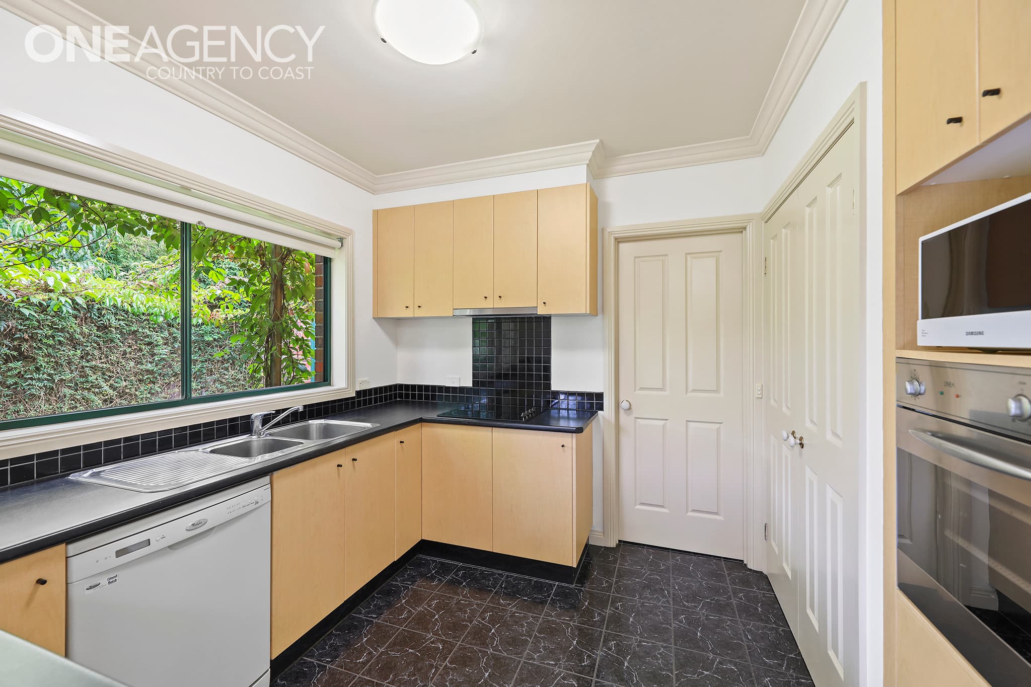 2/19 Montgomery Street, Warragul, Warragul - Thumbnail 3