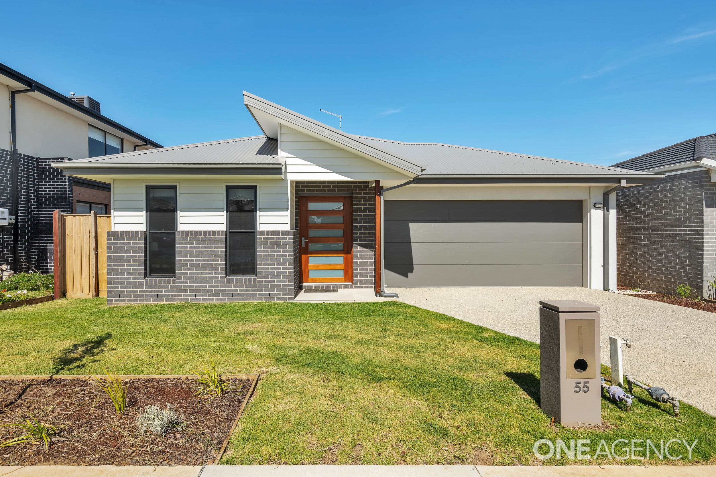 55 Ashbury Blvd, Armstrong Creek, Armstrong Creek - Image 1