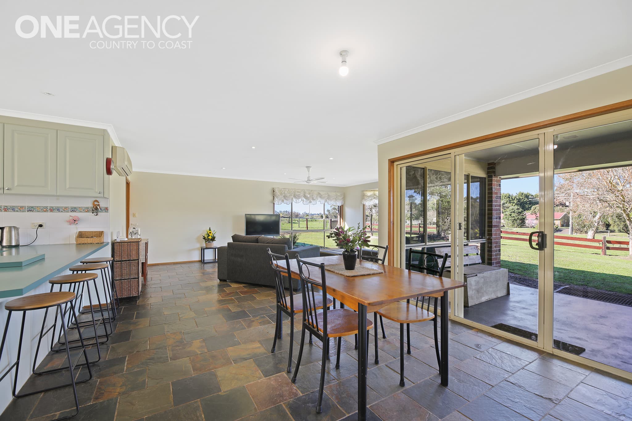 3 Fairway Drive, Drouin, Drouin - Thumbnail 3