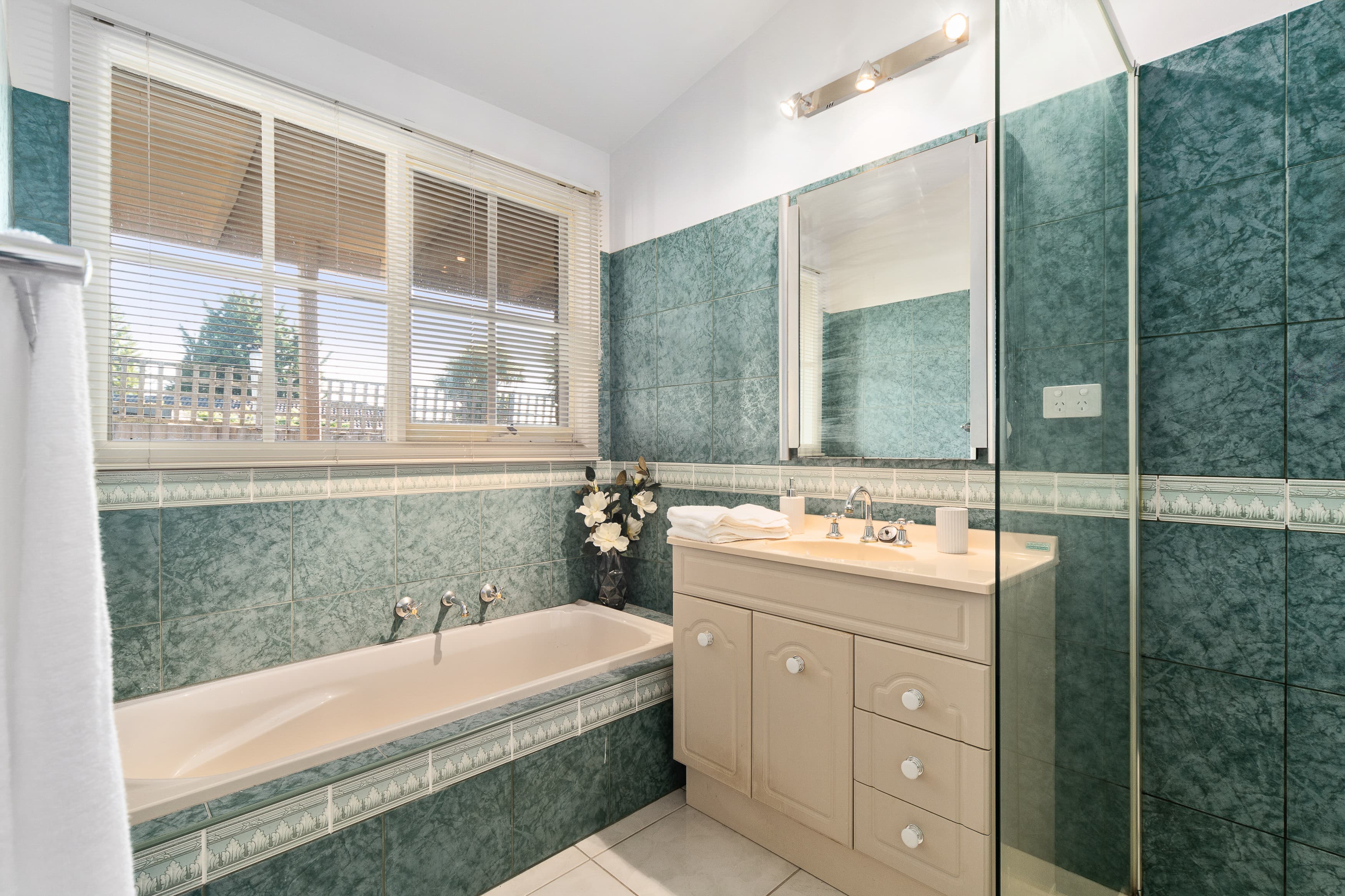 15 Sullivan Drive, Somerville, Somerville - Thumbnail 8