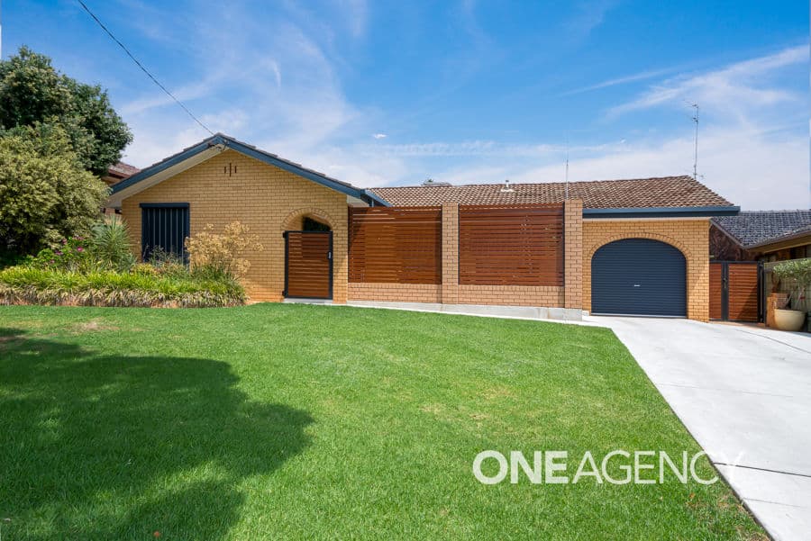 22 BAVARIA Street, Tolland, Tolland - Image 1