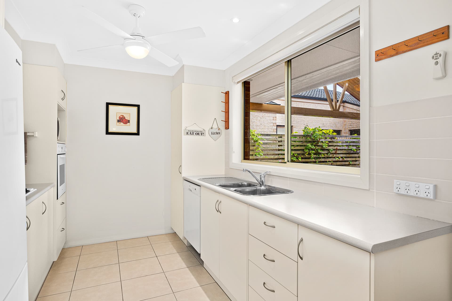 14 Silkwood Road, Woonona, Woonona - Thumbnail 4