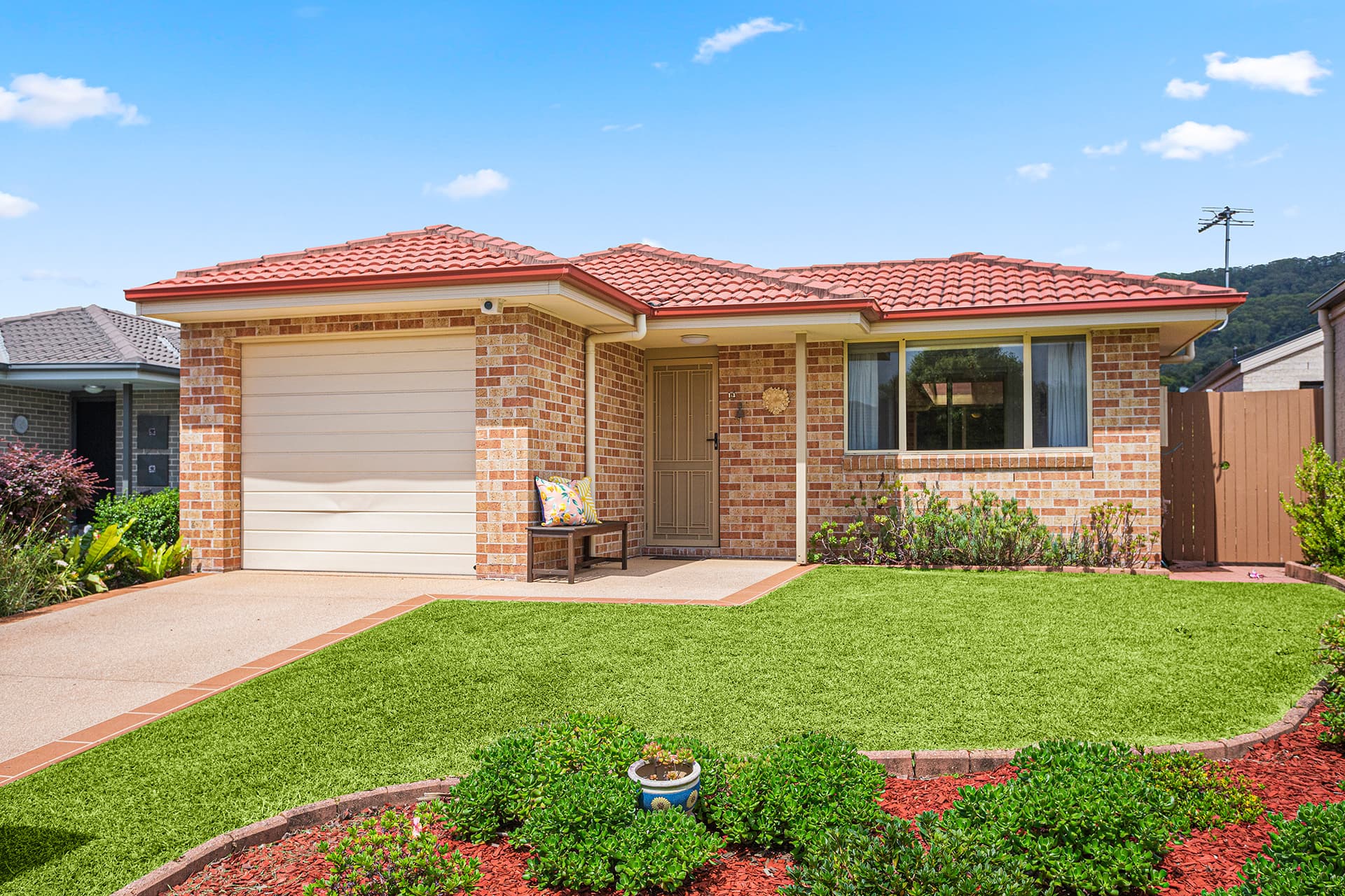 14 Silkwood Road, Woonona, Woonona - Image 1