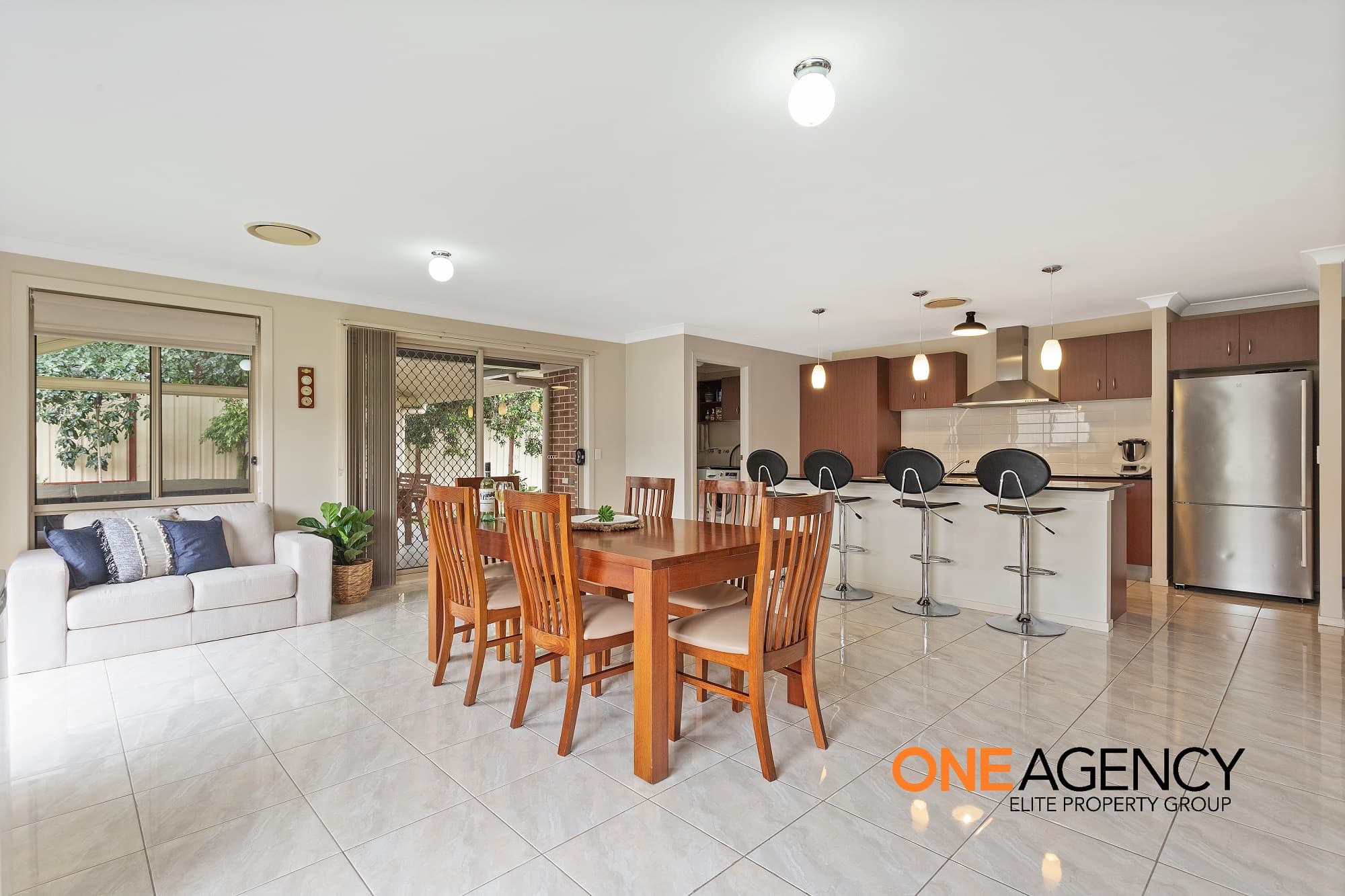18 Barbata Grove, South Nowra, South Nowra - Thumbnail 2