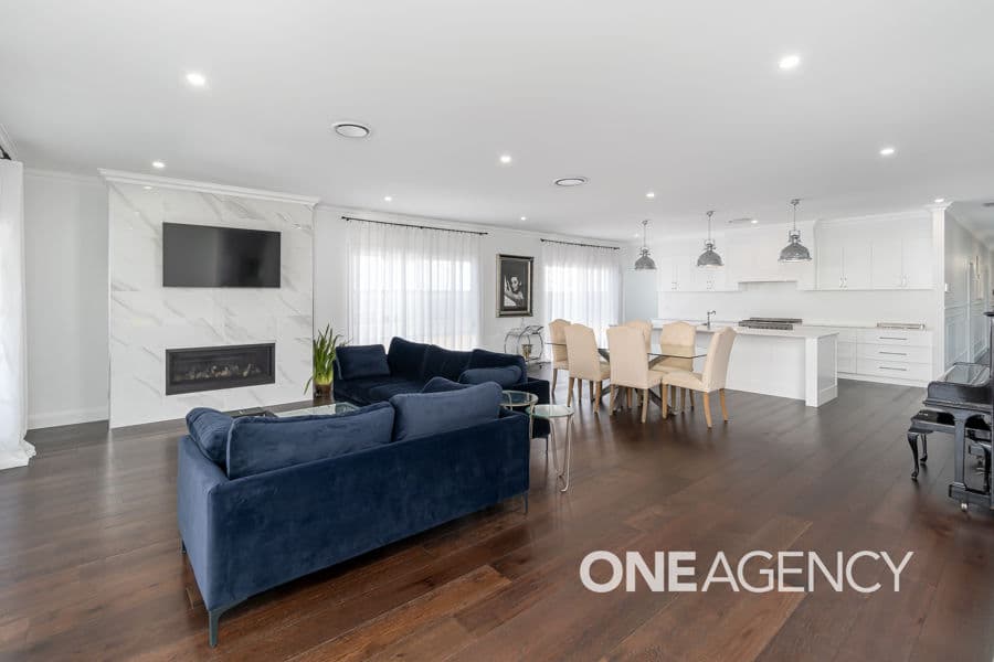 12 BENNELONG Crescent, Lloyd, Edensor Park - Thumbnail 3