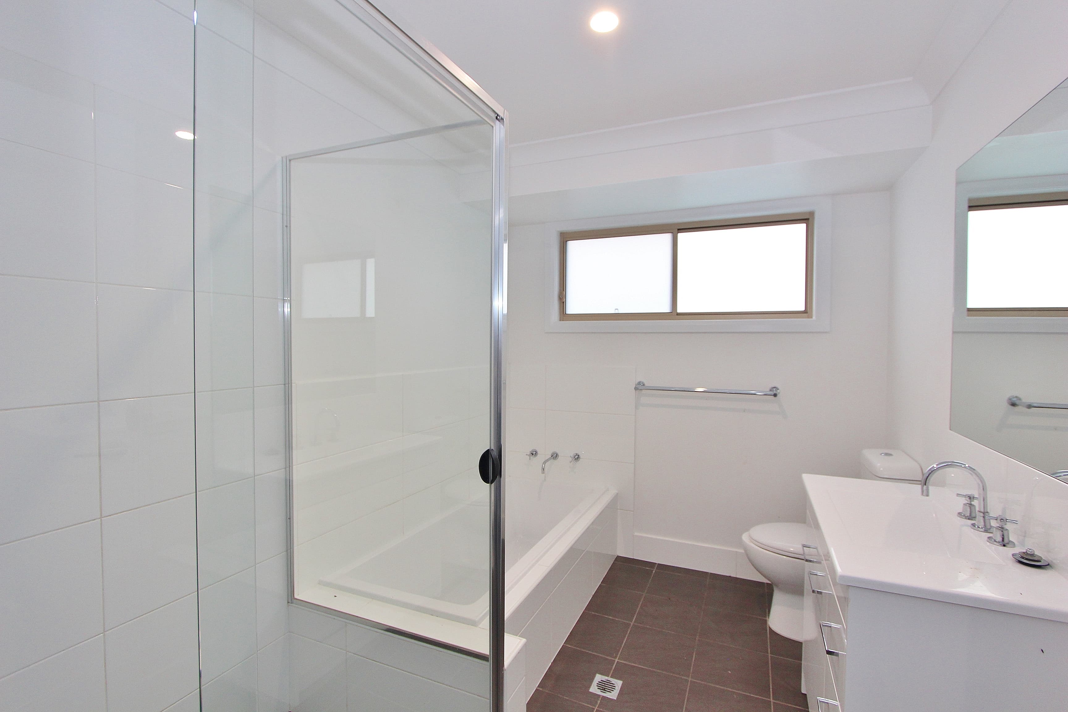 46 Cleone Drive, Kendall, Kendall - Thumbnail 8