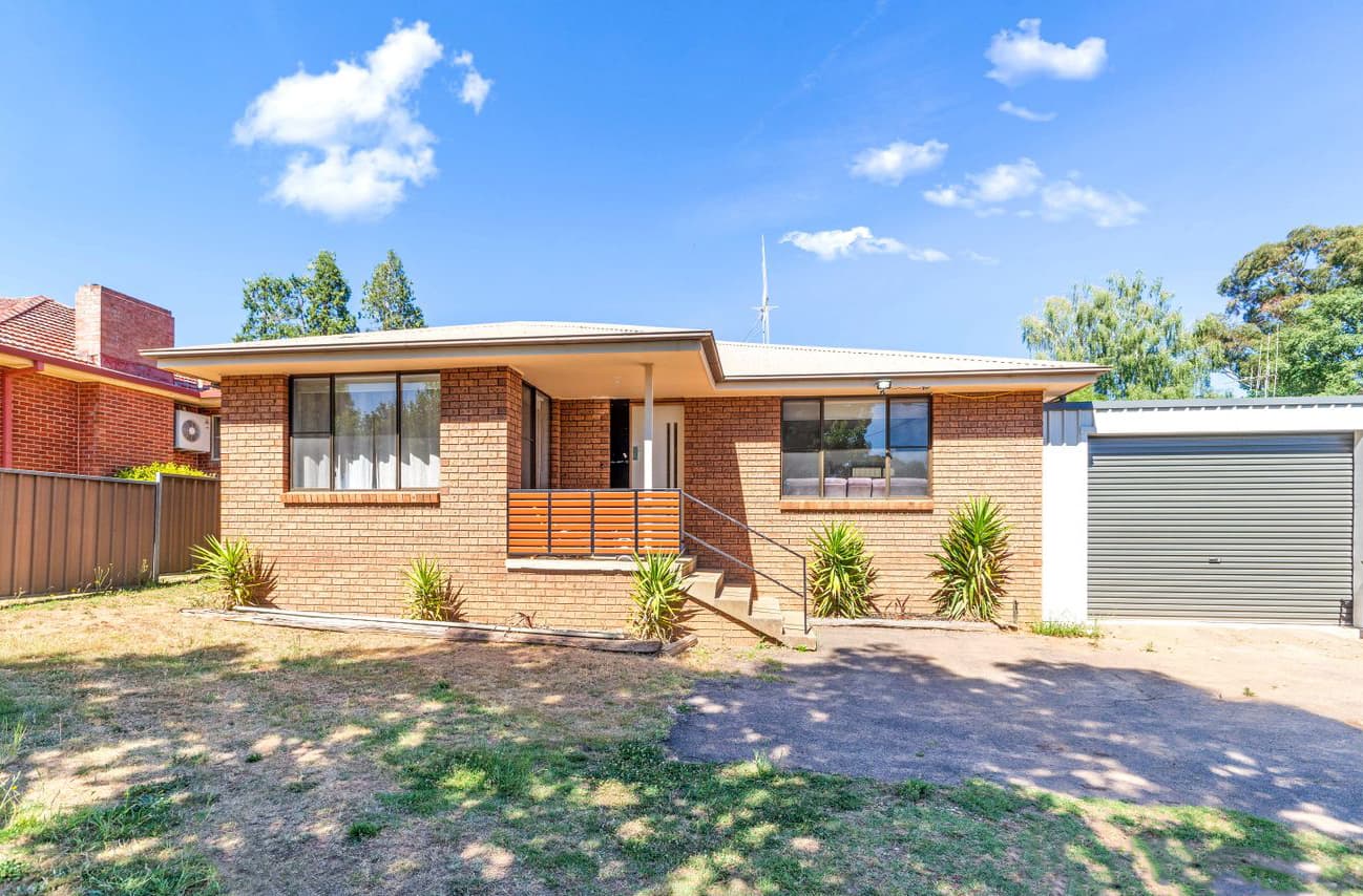 21 Burrendong Way, Orange, Orange - Image 1