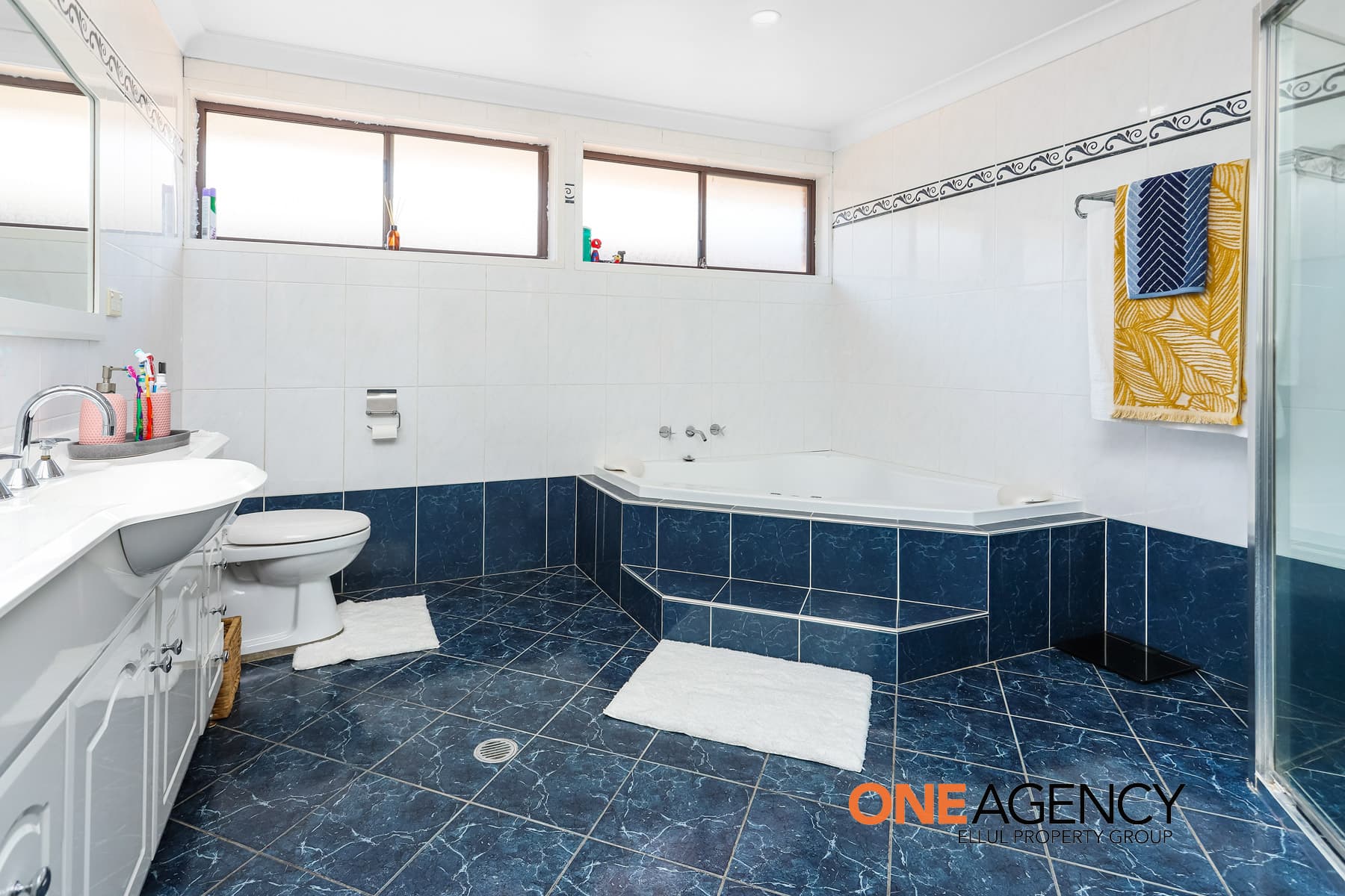 13 Heron Crescent, St Clair, St Clair - Thumbnail 8