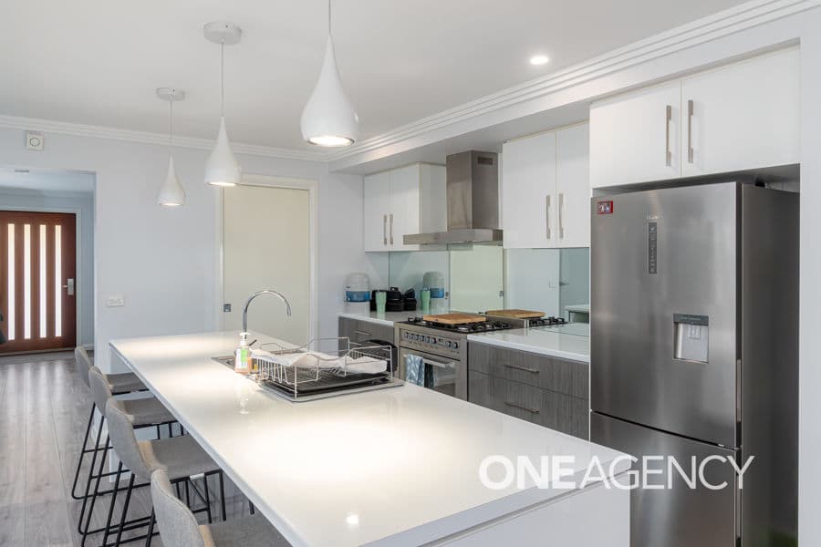 38 FLACK Crescent, Boorooma, Boorooma - Thumbnail 4