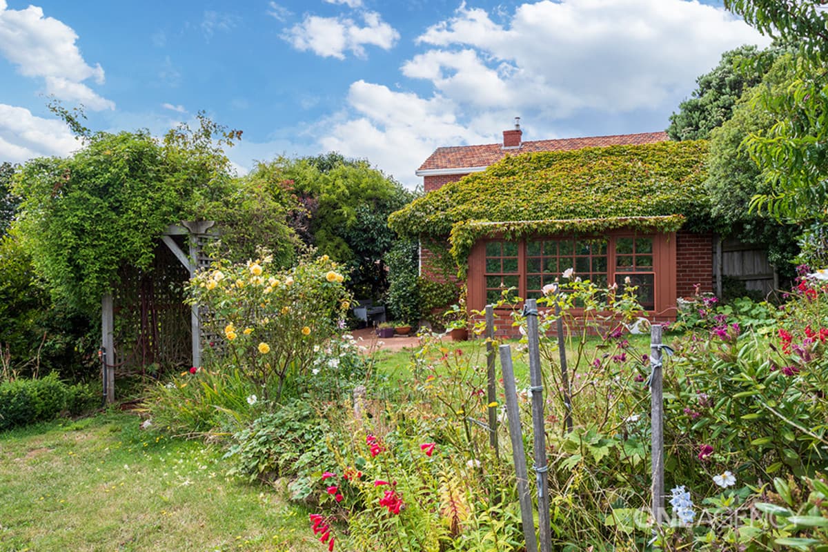 10 Halstead Street, Montello, Montello - Thumbnail 2