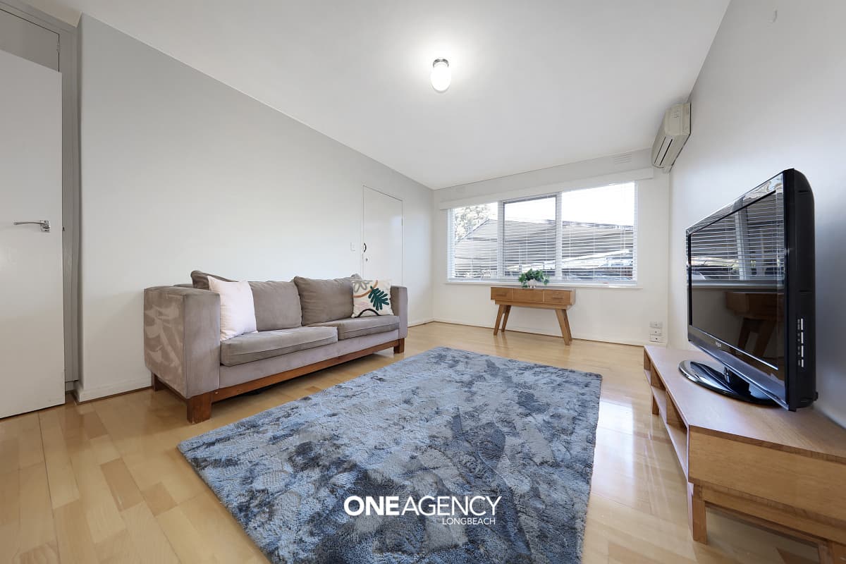 7/9 Barker Street, Cheltenham, Cheltenham - Image 1