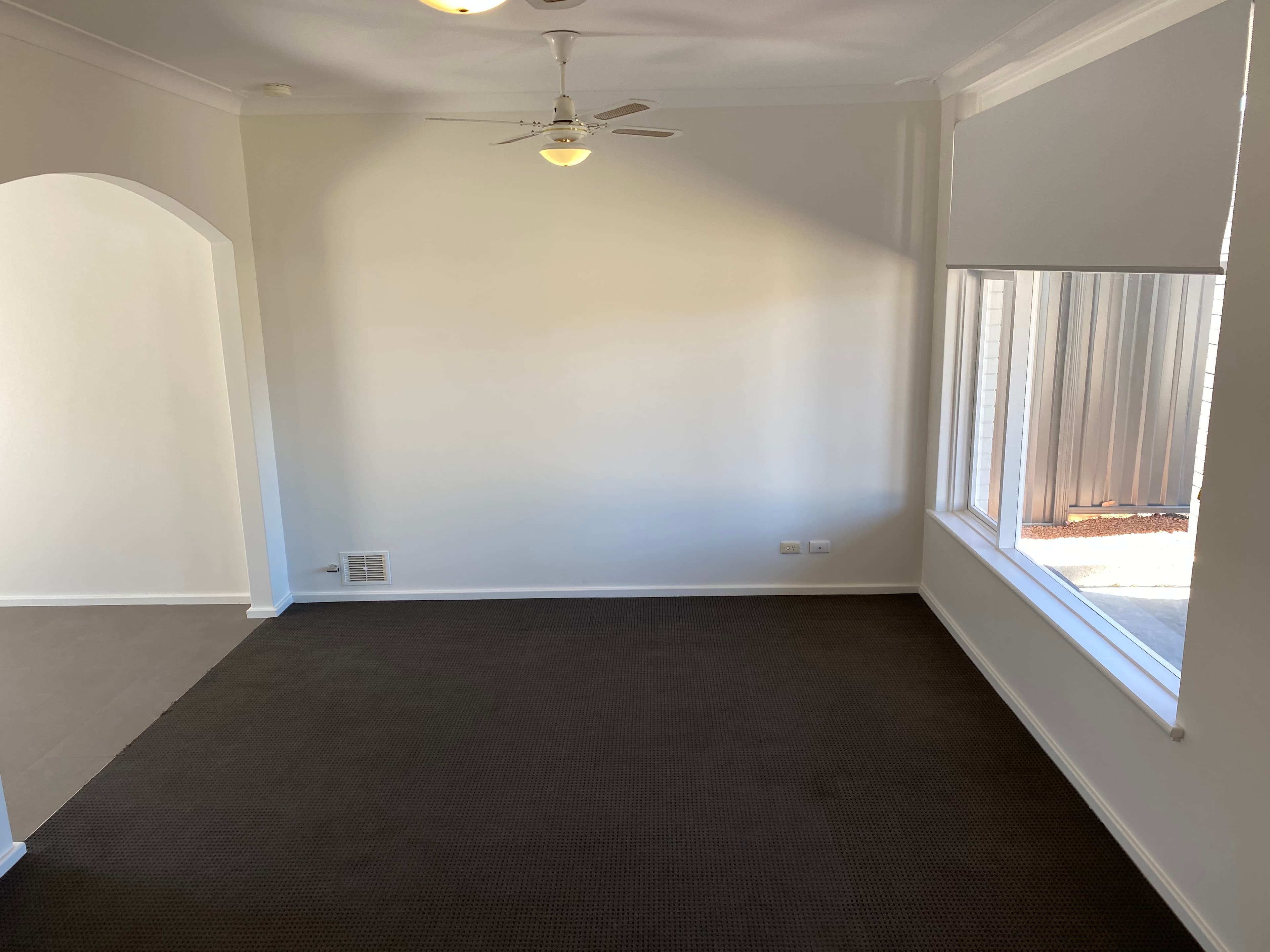6 Delcomyn Place, Craigie, Hill Top - Thumbnail 2