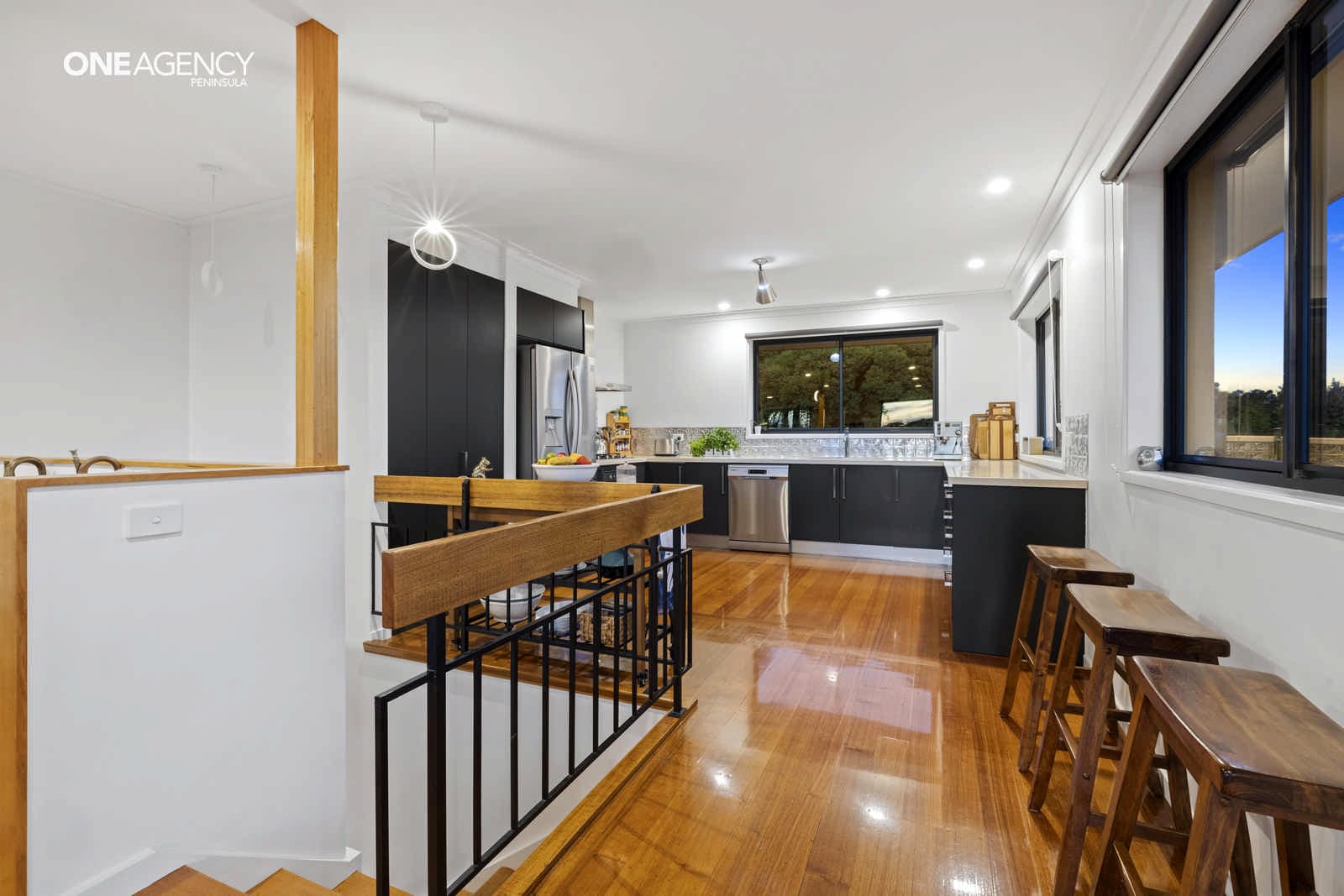 98 Beach Hill Avenue, Somers, Somers - Thumbnail 8