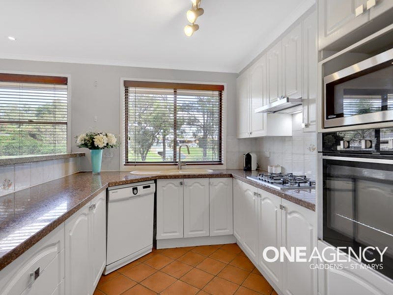 4 Ibis Place, St Clair, St Clair - Thumbnail 2