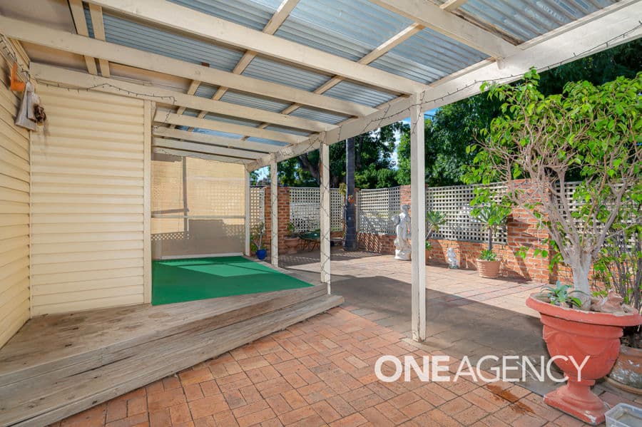 53 HEYDON Avenue, Turvey Park, Newtown - Thumbnail 2