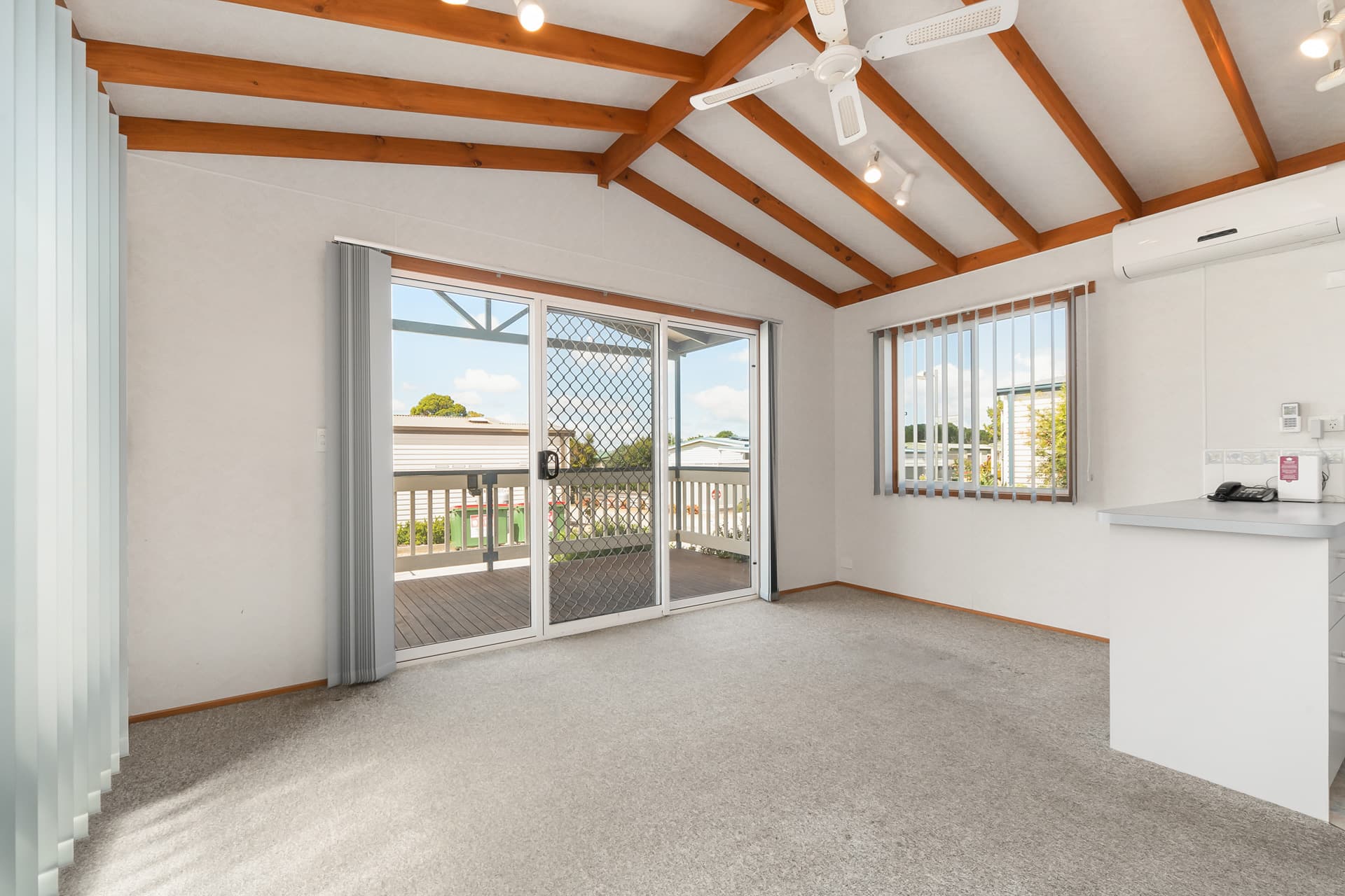 8 Harbour Drive, Hastings, Hastings - Thumbnail 3