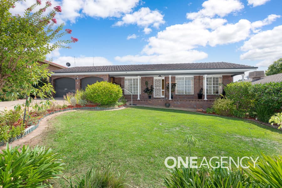 3 HENWOOD Avenue, Kooringal, Kooringal - Image 1