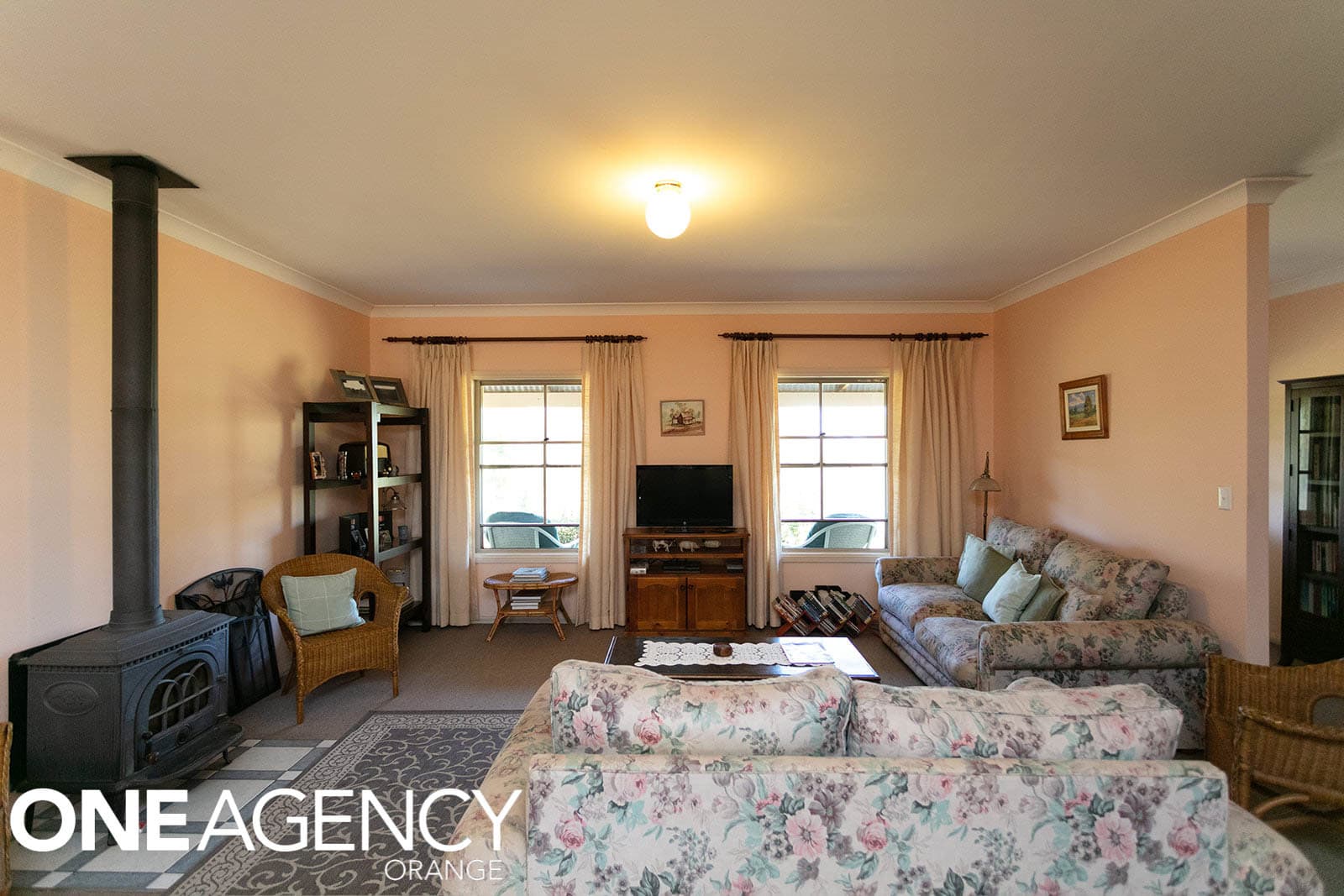 437 Mousehole Lane, Orange, Orange - Thumbnail 4