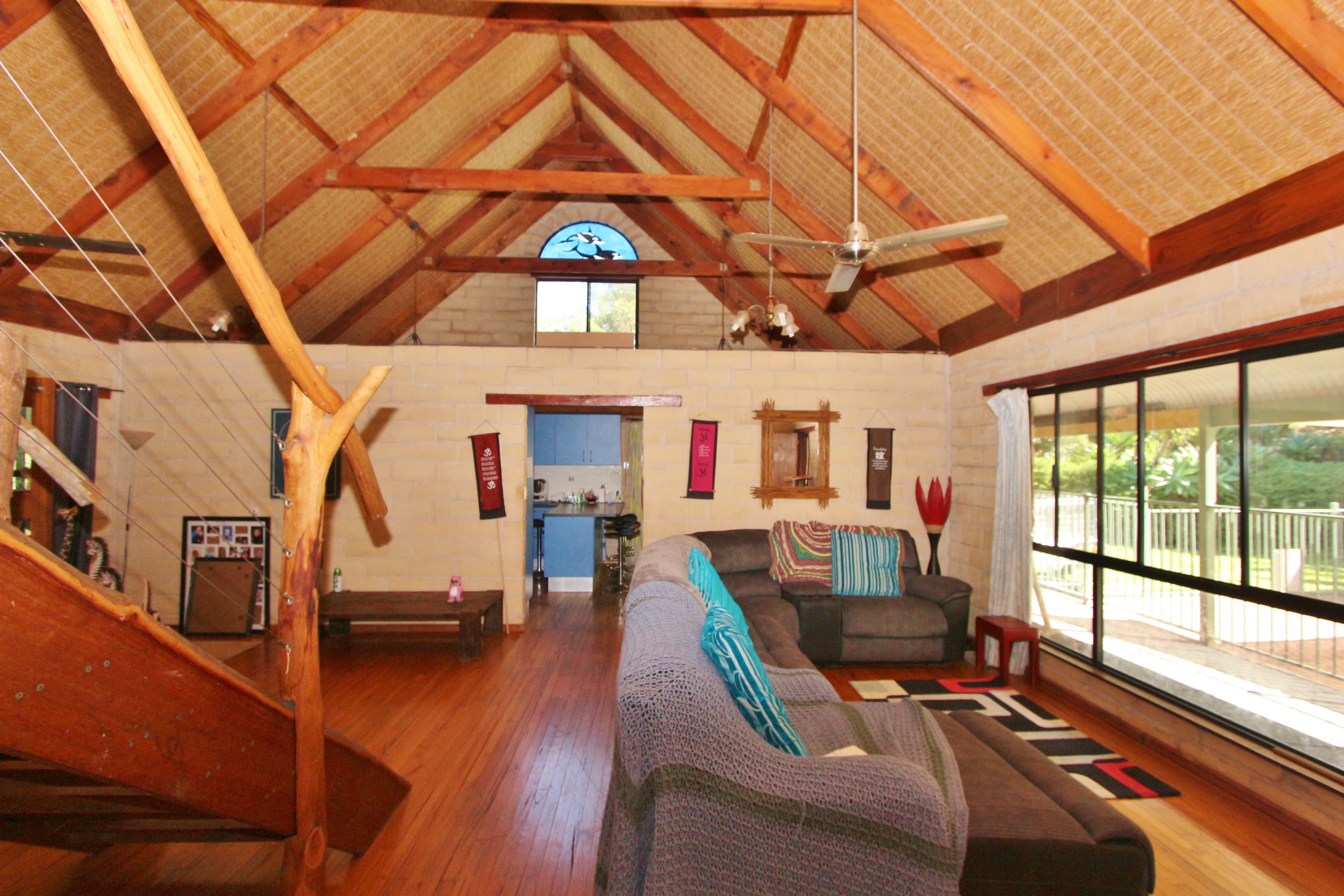 6 Lake Spur, Kew, Kew - Thumbnail 2